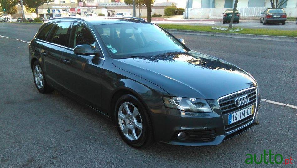 2009' Audi A4 Avant photo #1