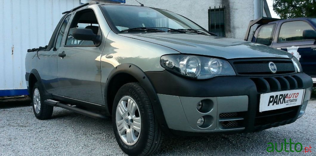 2008' Fiat Strada photo #2