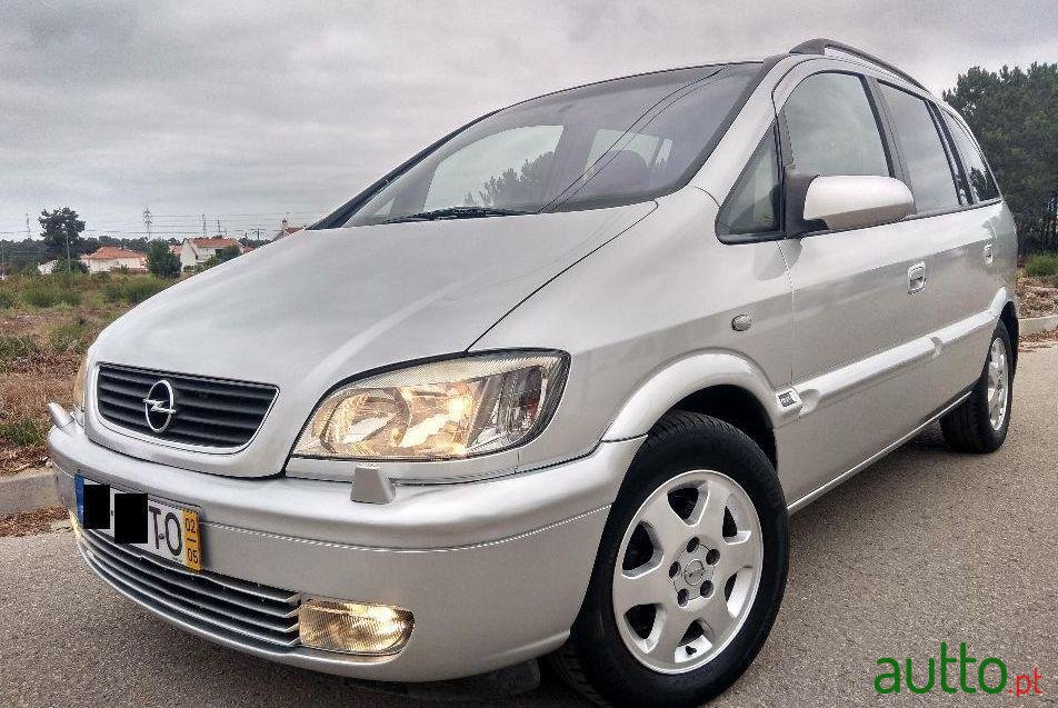 2002' Opel Zafira photo #2
