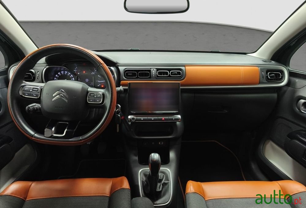 2018' Citroen C3 1.2 Puretech Feel photo #6