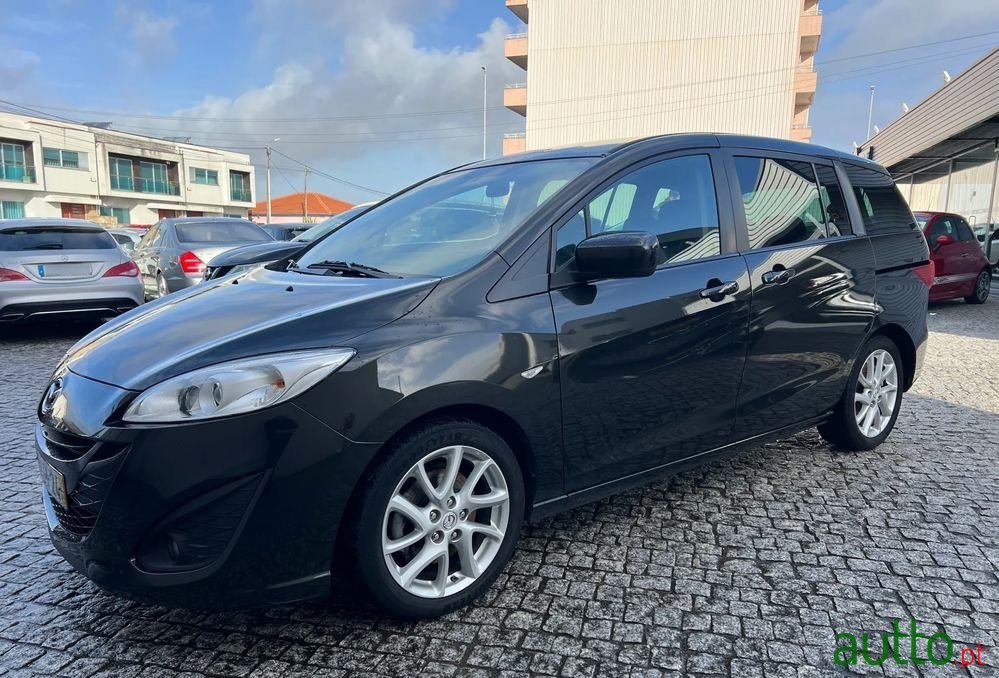 2011' Mazda 5 photo #6