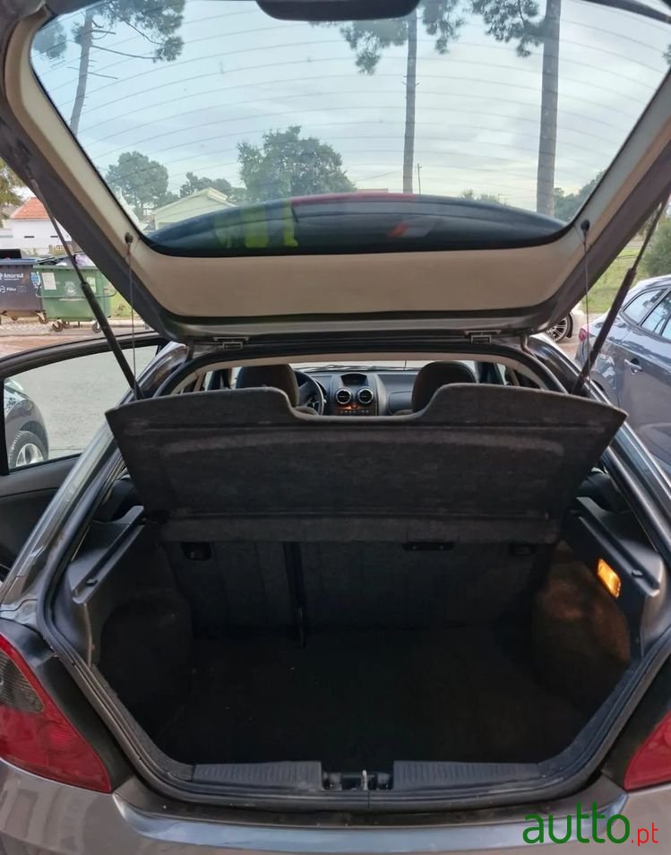 2004' Rover 25 photo #3