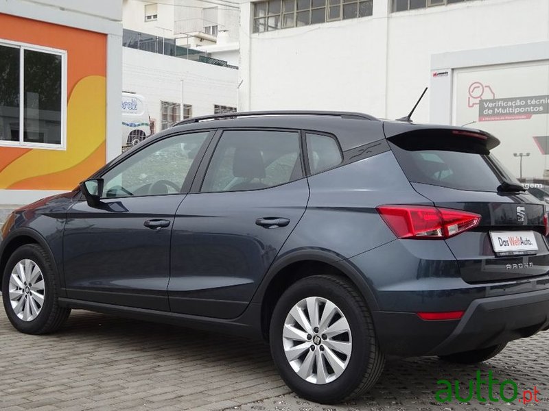 2021' SEAT Arona photo #6