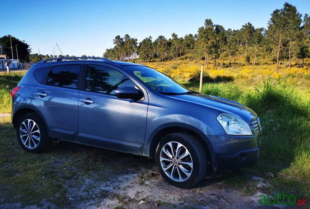 2009' Nissan Qashqai photo #1