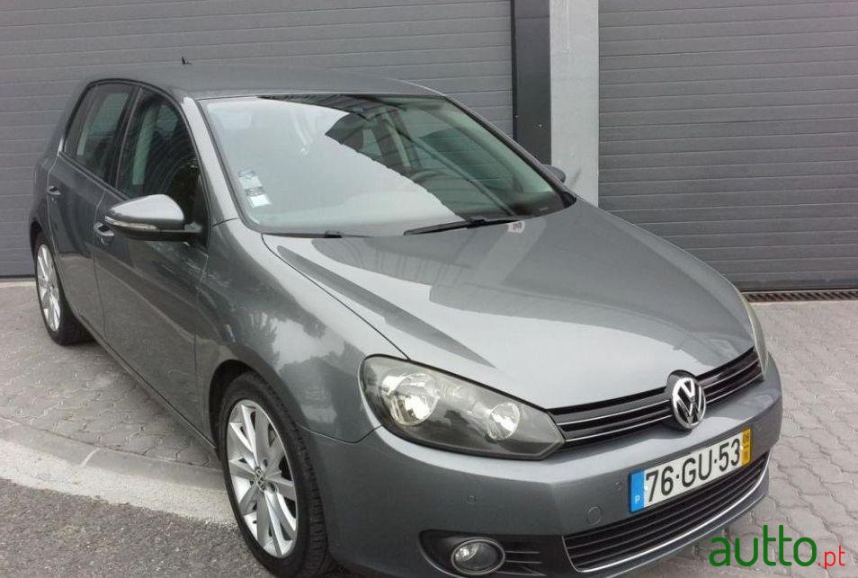 2008' Volkswagen Golf photo #2