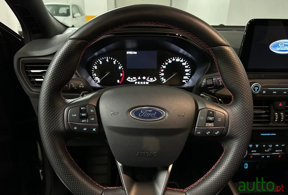 2019' Ford Focus photo #6