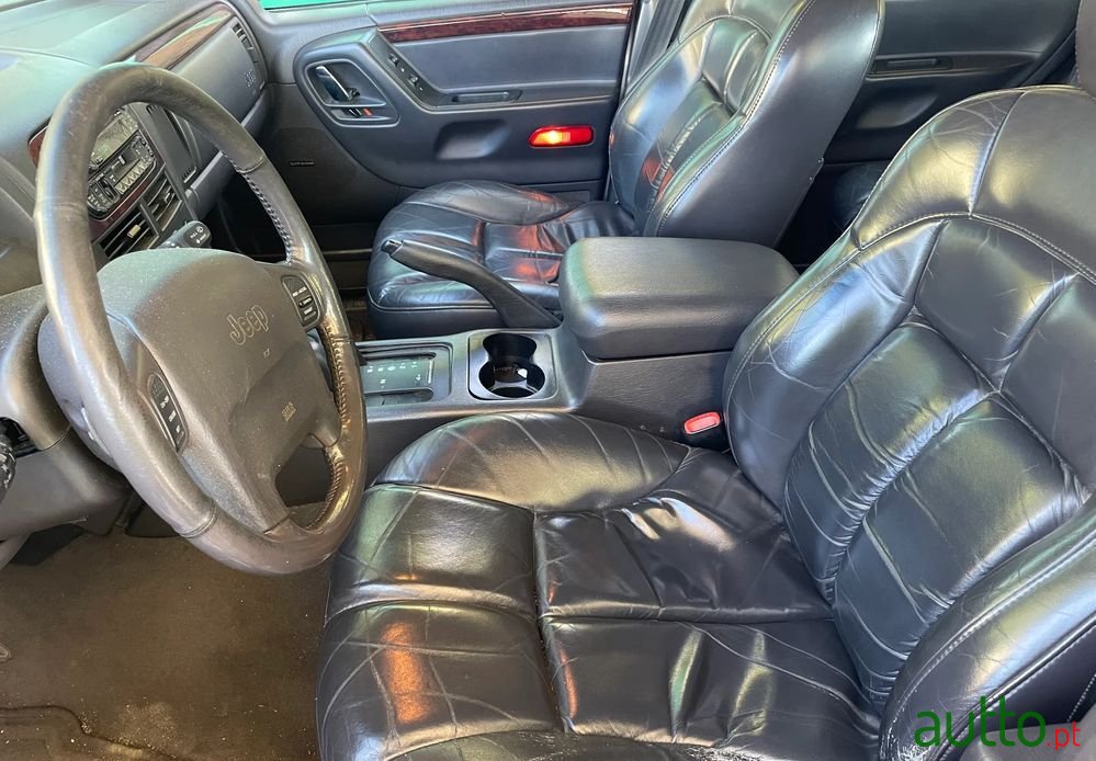 2000' Jeep Cherokee photo #6