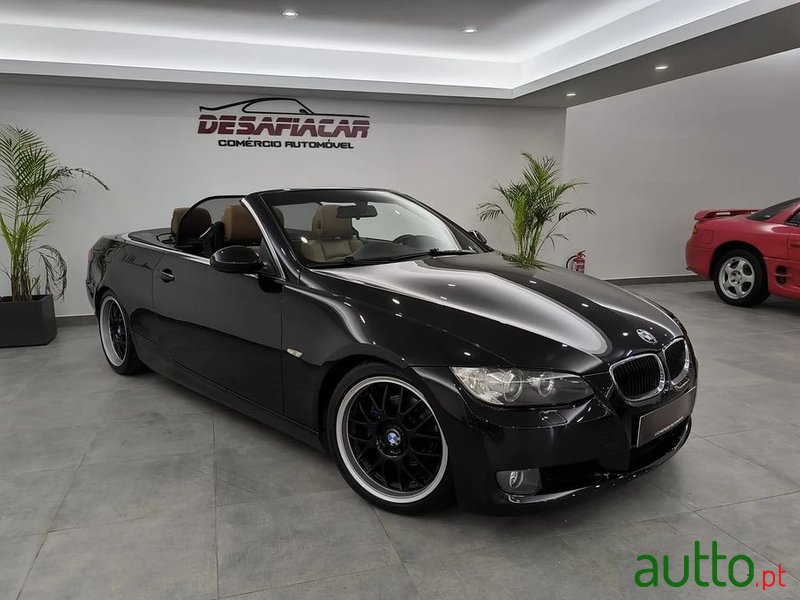 2009' BMW Série 3 I Cabrio photo #1