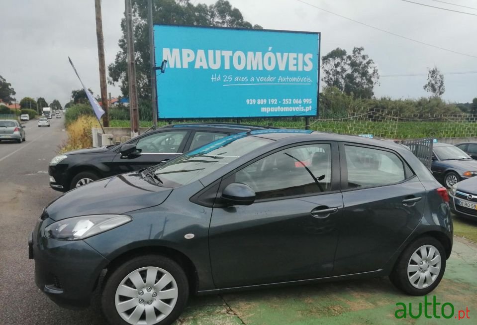 2010' Mazda 2 Exclusive photo #4