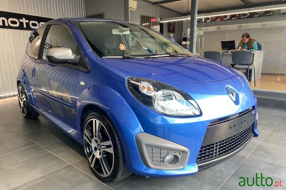 2010' Renault Twingo 1.6 16V Rs photo #5