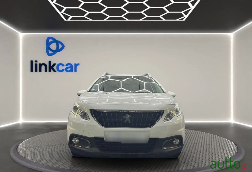 2016' Peugeot 2008 photo #2