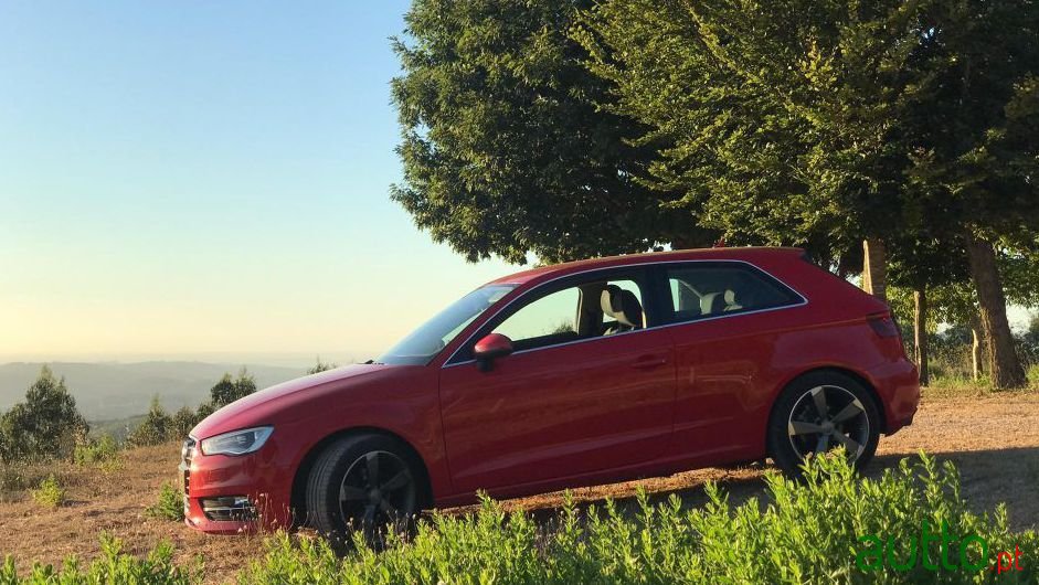 2013' Audi A3 Sport photo #1