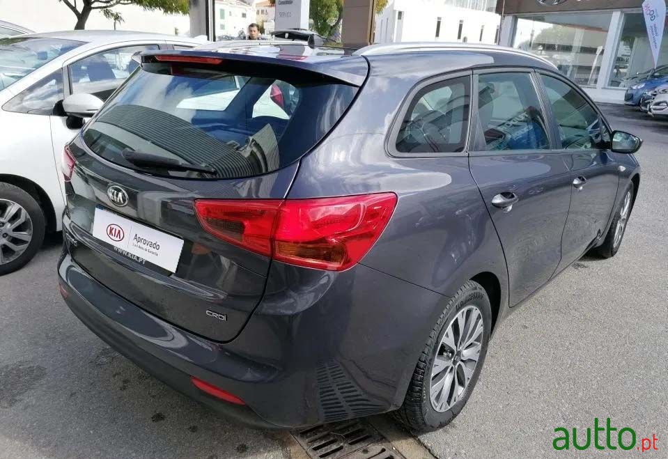 2017' Kia Ceed Sw photo #3