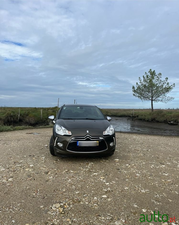 2014' Citroen DS3 photo #2