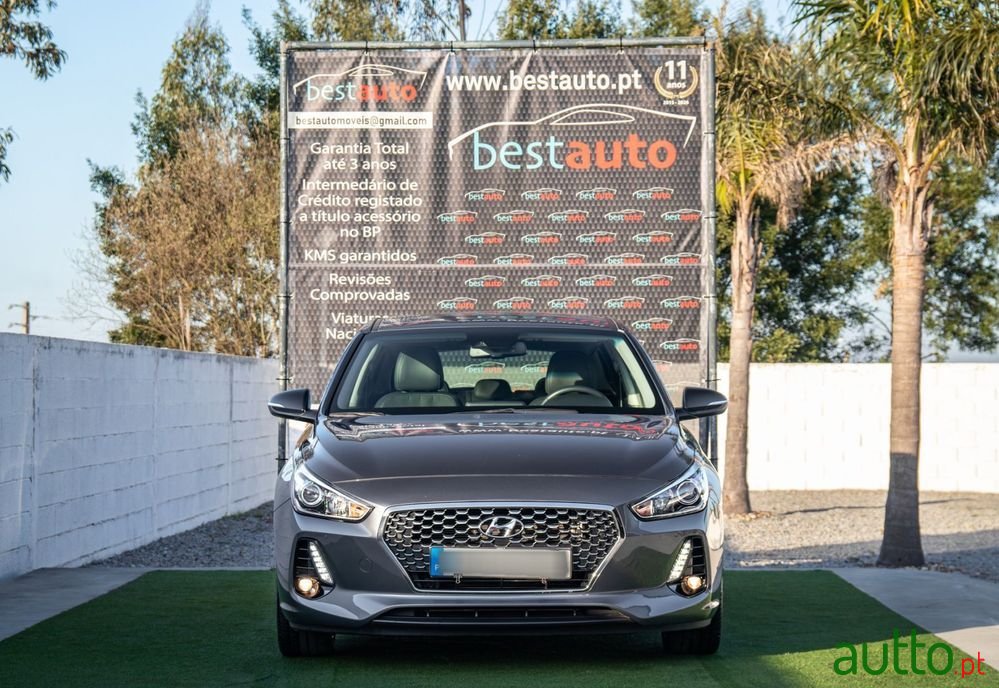 2018' Hyundai i30 photo #1