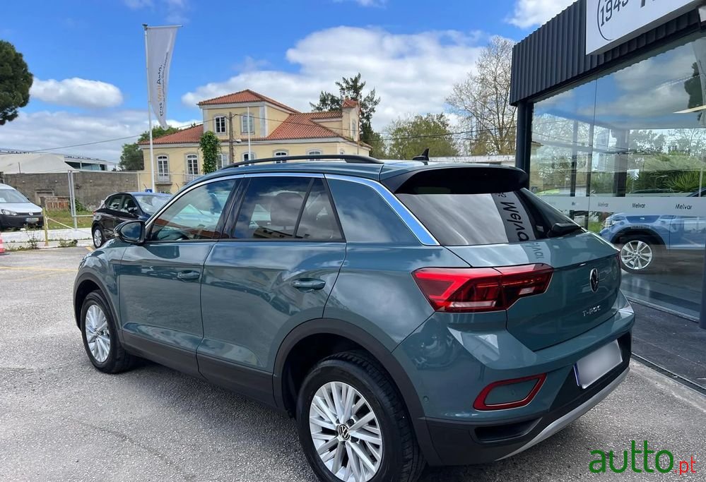 2023' Volkswagen T-Roc 1.0 Tsi Life photo #2