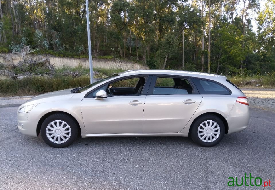 2012' Peugeot 508 Sw photo #2