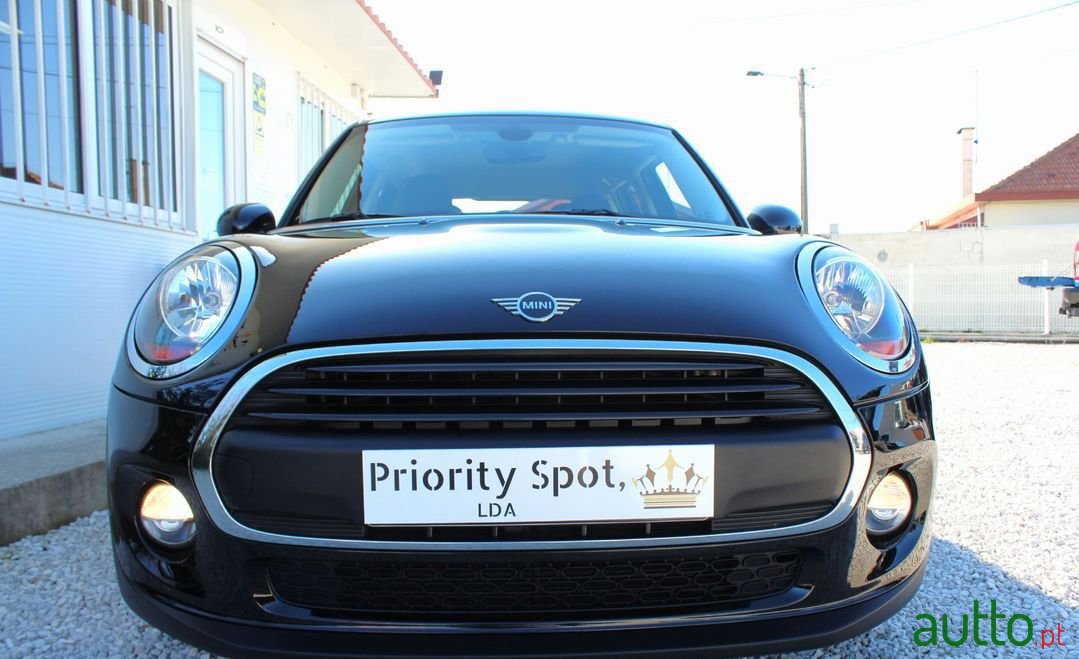 2018' MINI One photo #2