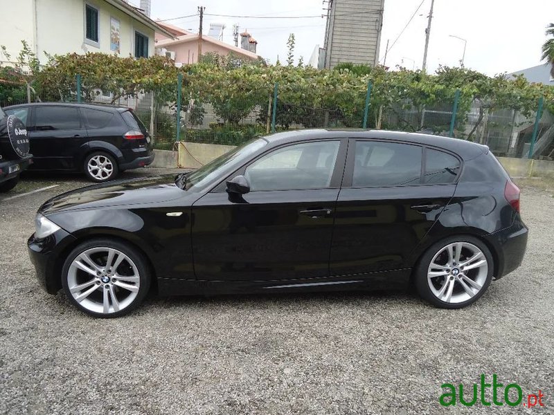 2008' BMW 118 D Pack M photo #3