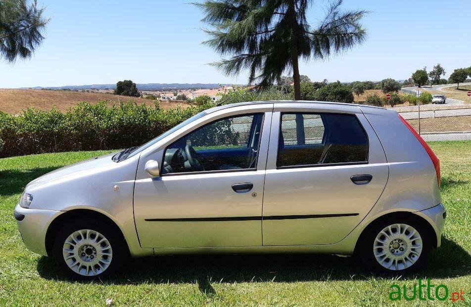 2001' Fiat Punto Ver Video photo #1