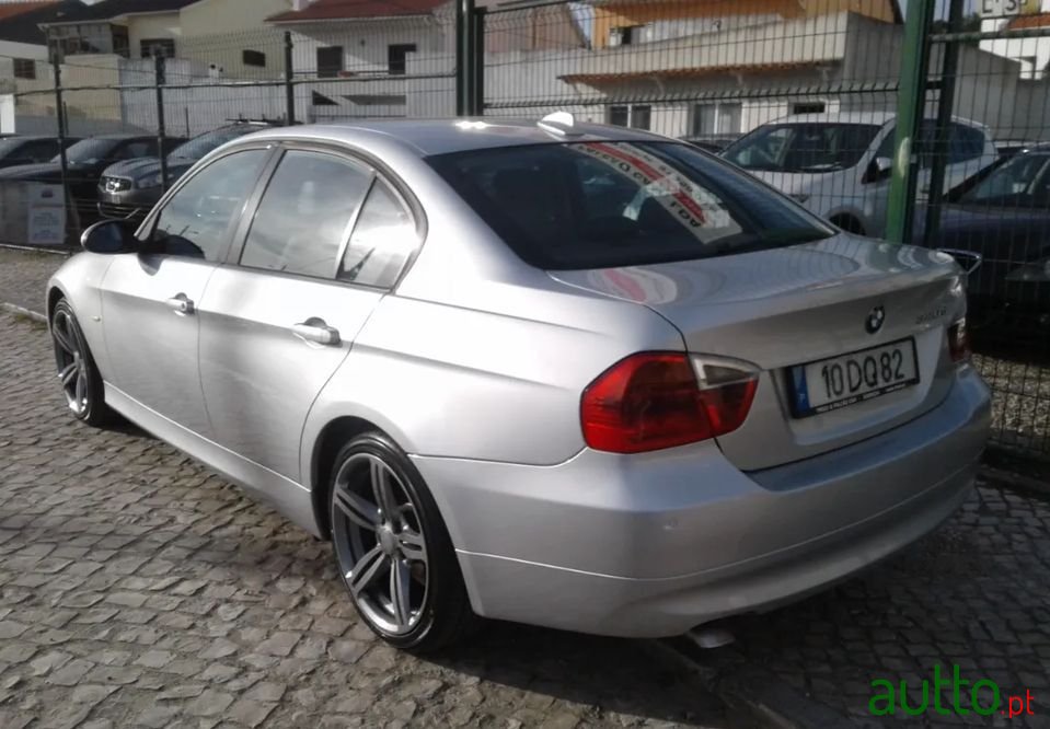 2006' BMW 320 photo #1