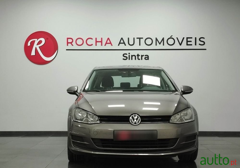 2014' Volkswagen Golf photo #2