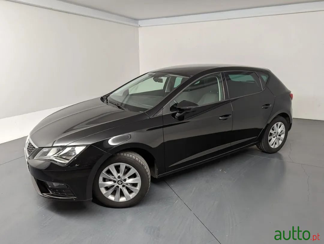 2020' SEAT Leon photo #4