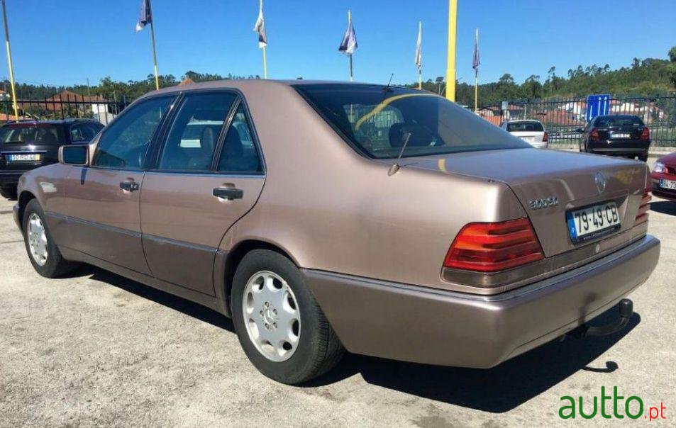 1993' Mercedes-Benz S-300 Sd photo #1