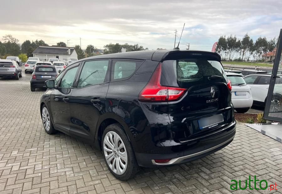 2018' Renault Grand Scenic photo #2