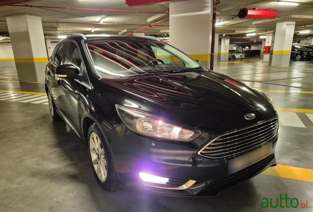 2015' Ford Focus Sw photo #6