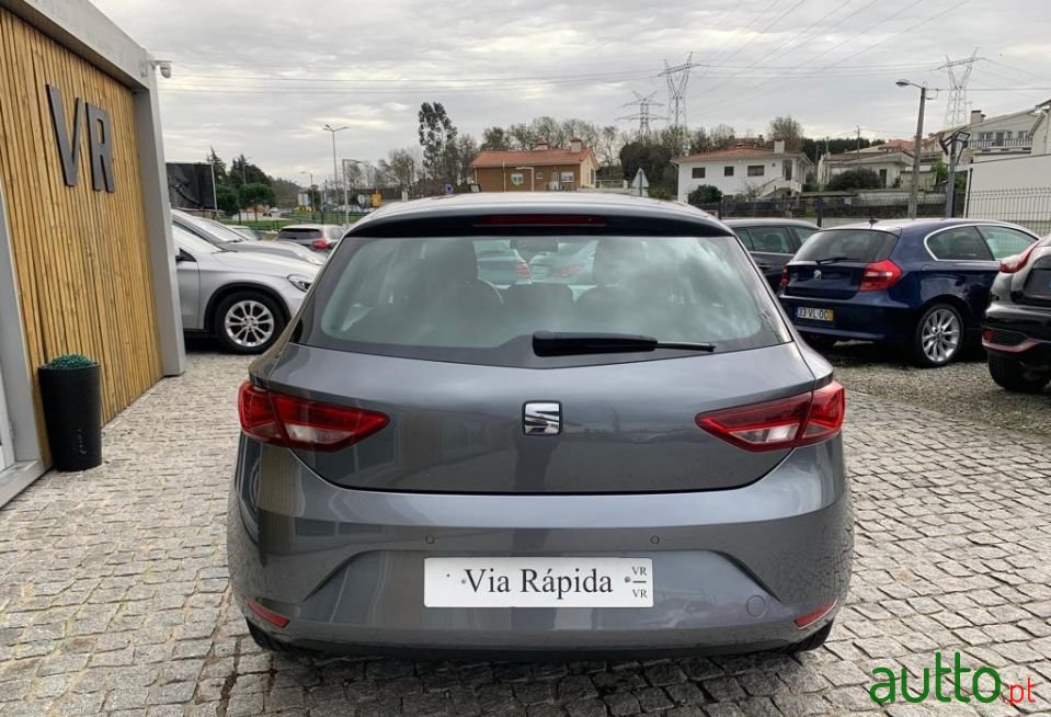 2015' SEAT Leon photo #4