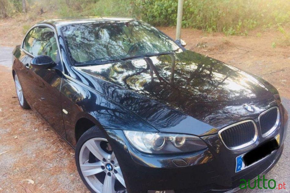 2009' BMW 320 photo #2