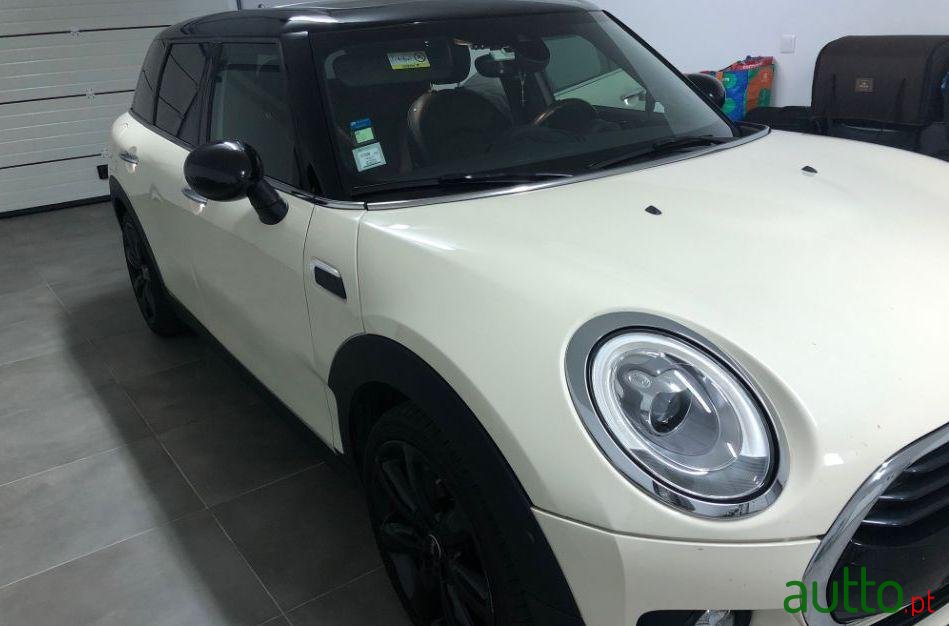 2016' MINI Clubman Cooper D Auto photo #1