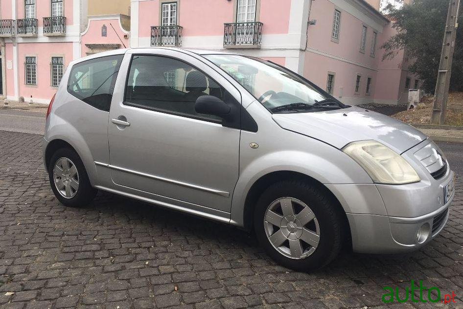 2005' Citroen C2 1,1 Sx Pack photo #1