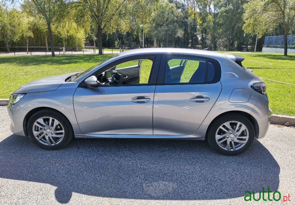 2020' Peugeot 208 photo #1