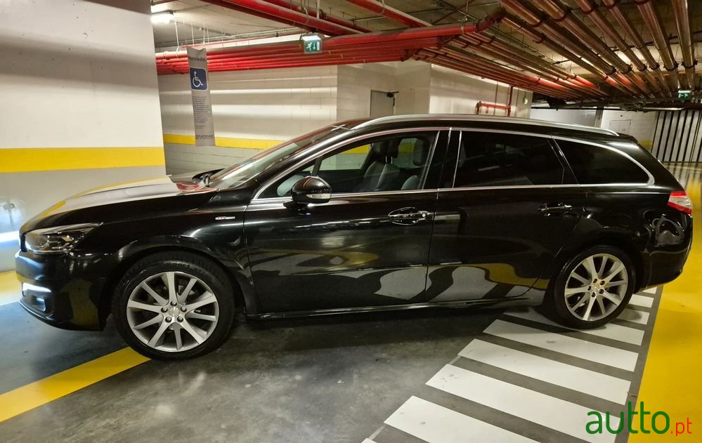 2016' Peugeot 508 Sw photo #2