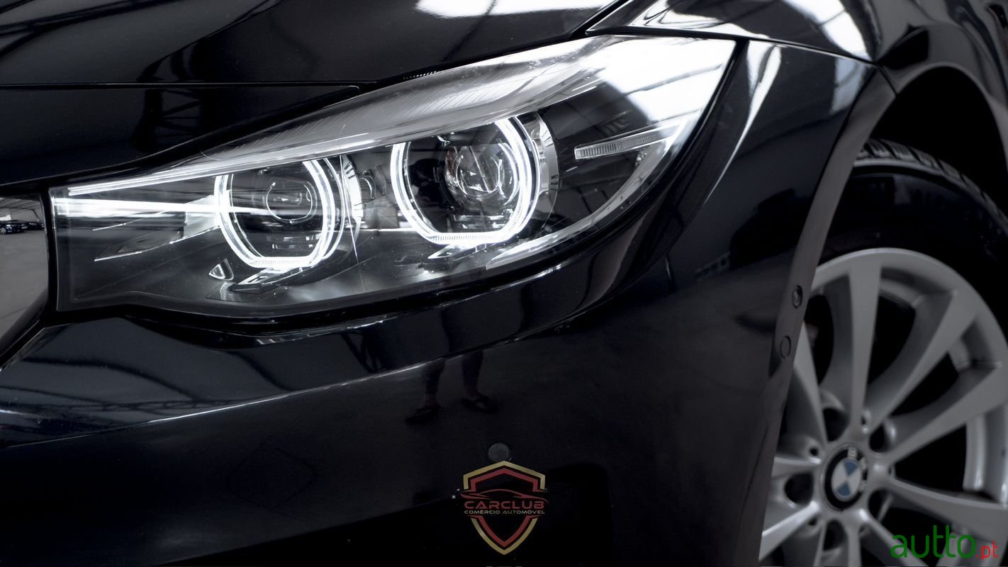 2018' BMW 318 Gran Turismo photo #3