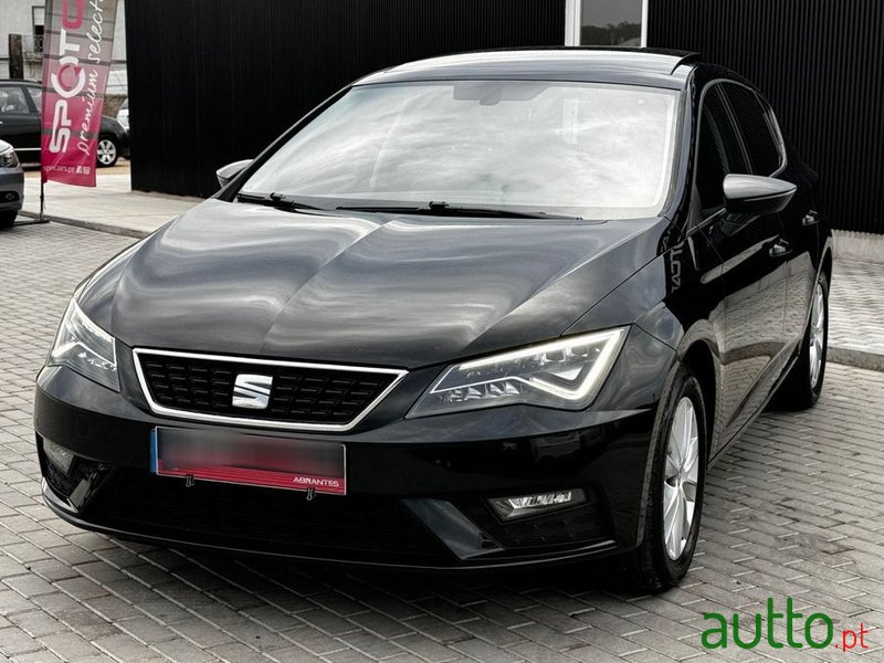 2020' SEAT Leon photo #3