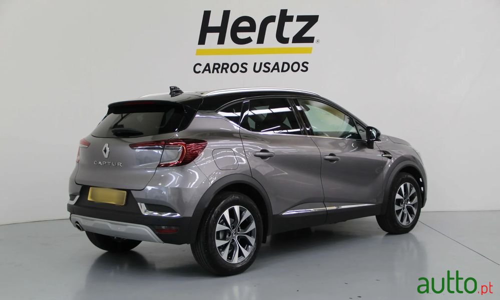 2022' Renault Captur 1.0 Tce Intens photo #4