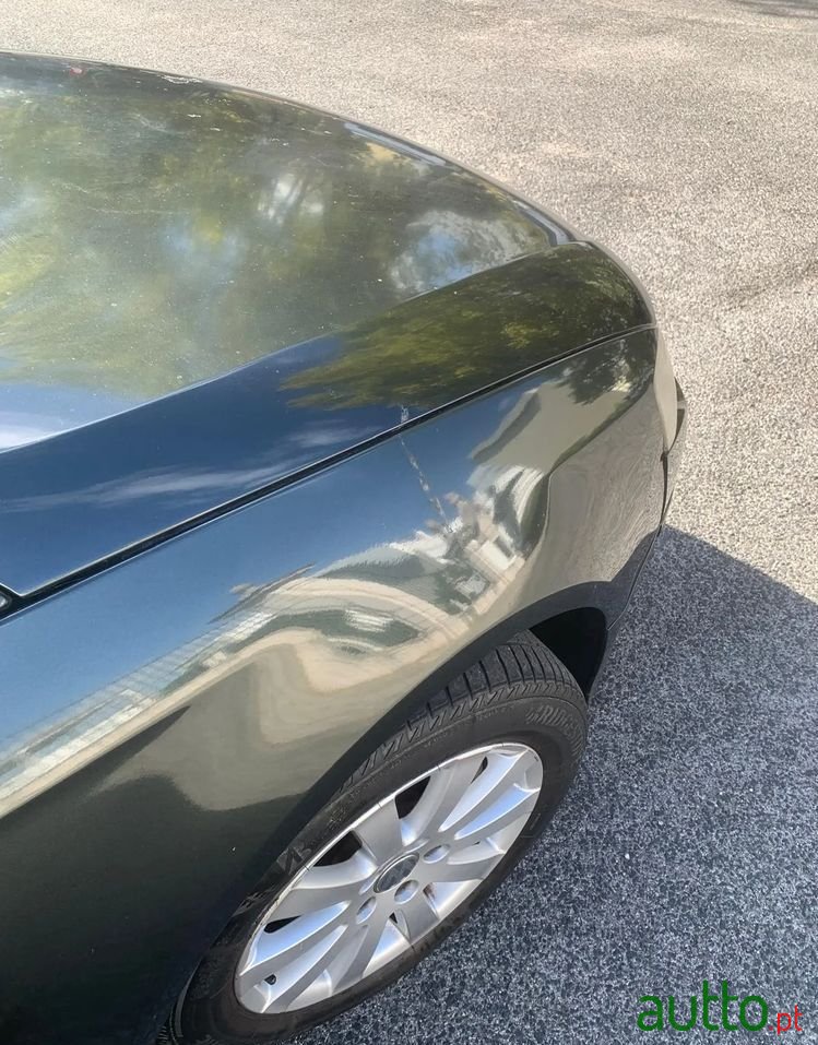 2006' Volkswagen Passat Variant photo #4