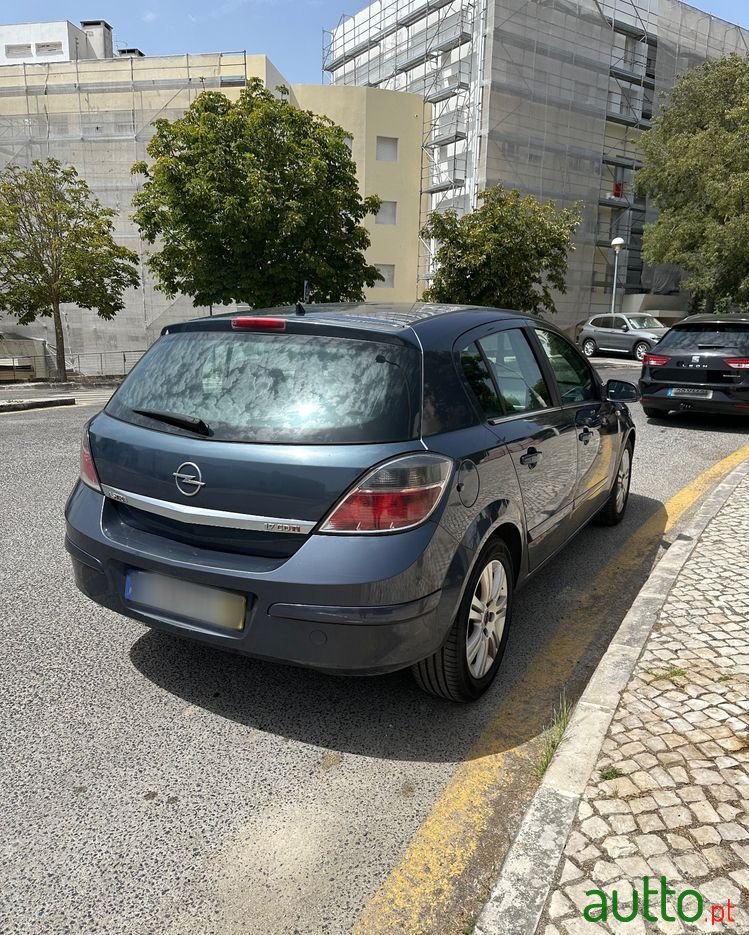 2007' Opel Astra 1.7 Cdti Cosmo photo #4