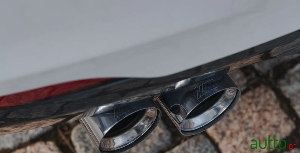 2014' BMW 220 D Pack M Auto photo #3