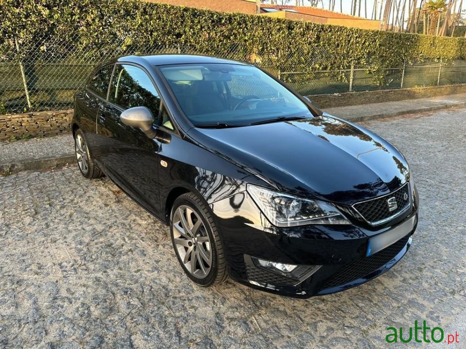 2013' SEAT Ibiza photo #3