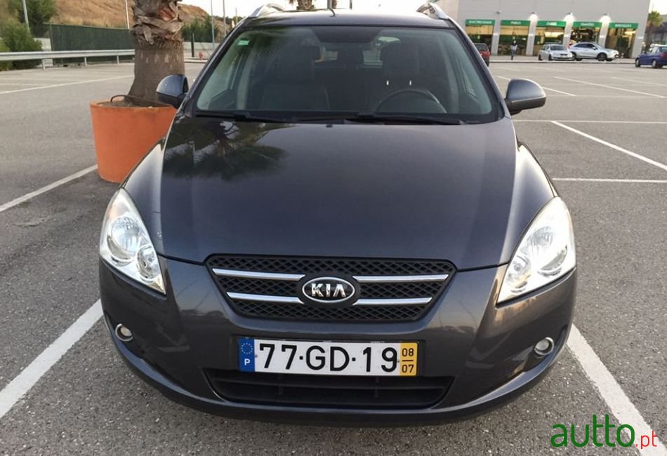 2008' Kia Ceed Sw photo #5