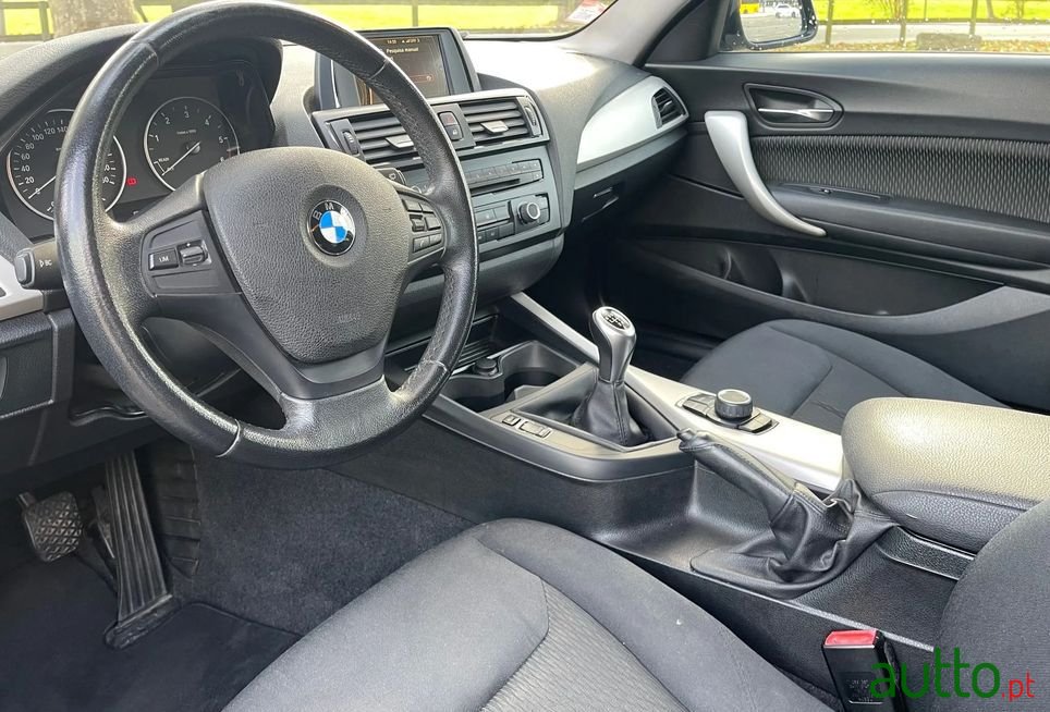 2013' BMW 114 photo #6