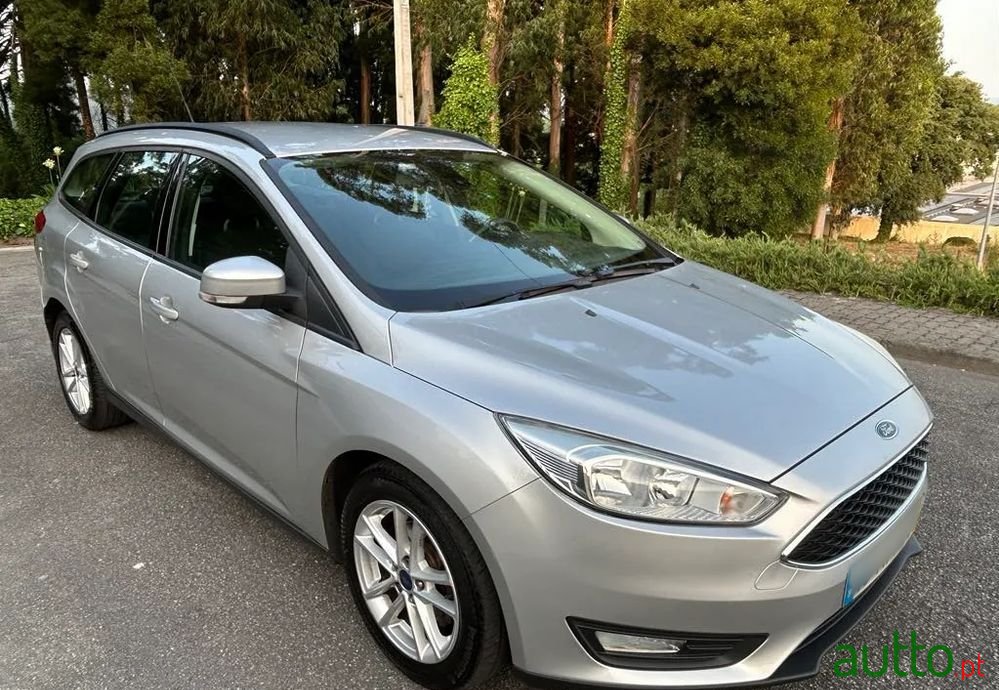 2016' Ford Focus Sw photo #3