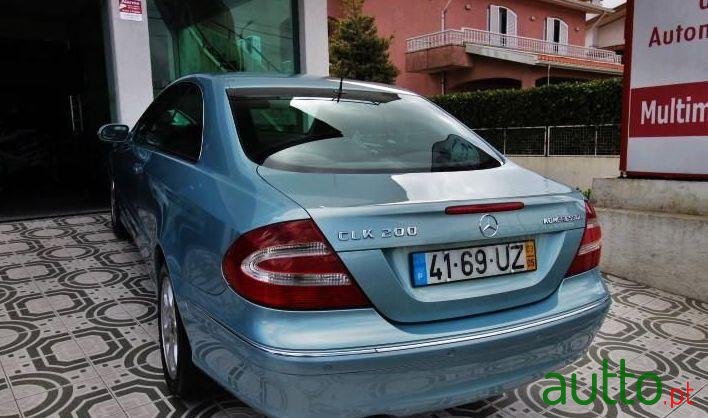 2003' Mercedes-Benz Clk-200 photo #2