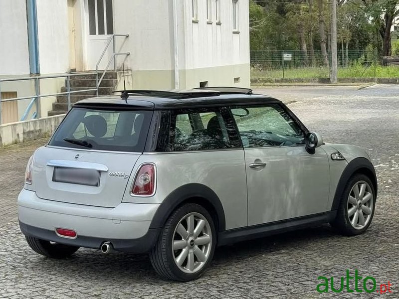2010' MINI 3 Portas photo #2