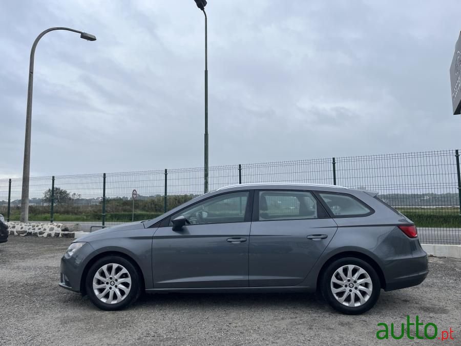 2016' SEAT Leon St photo #2