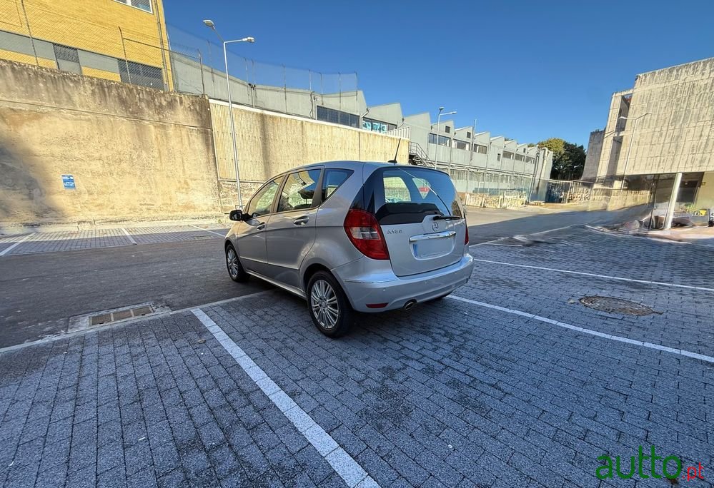 2012' Mercedes-Benz Classe A photo #4